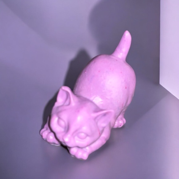 Lavender 3D kitten handmade soap withh real lavender 2x1 inch 2oz donkey milk - Picture 4 of 4